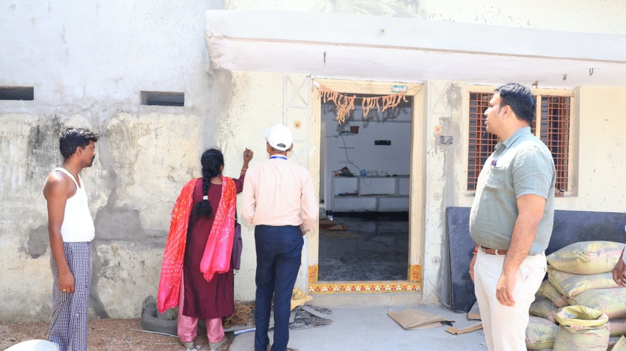  ఇండ్ల గణన ప్రక్రియ పారదర్శకంగా, కచ్చితంగా జరగాలి     జిల్లా కలెక్టర్ సందీప్ కుమార్ ఝా 